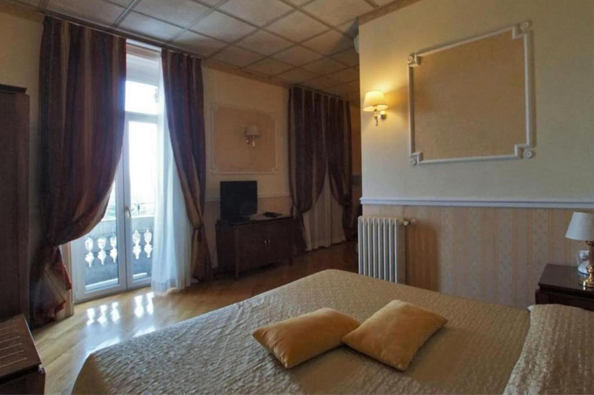 Grand Hotel Regina Salsomaggiore Salsomaggiore Terme Kültér fotó