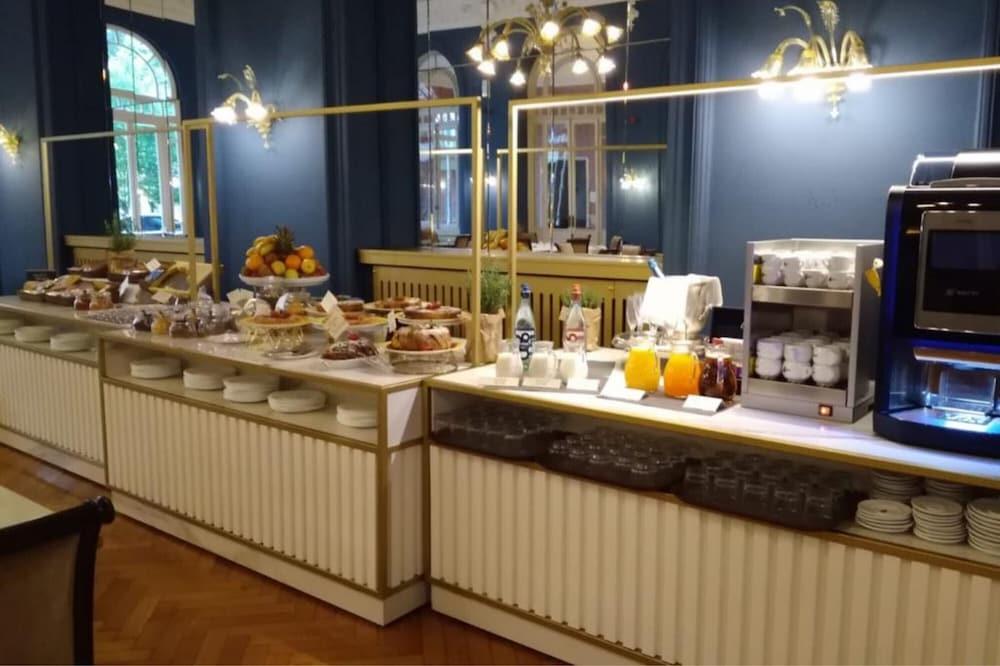 Grand Hotel Regina Salsomaggiore Salsomaggiore Terme Kültér fotó