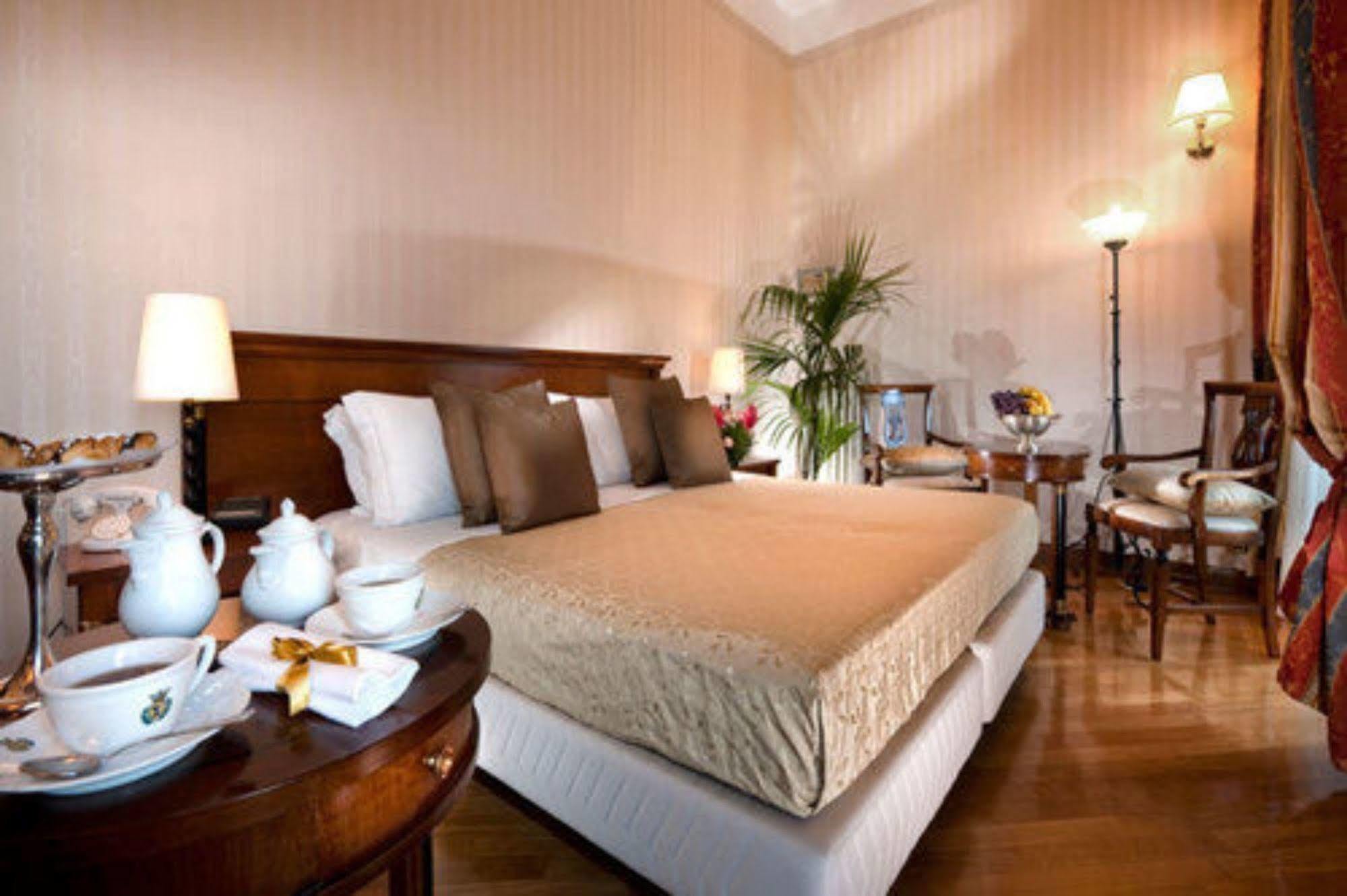 Grand Hotel Regina Salsomaggiore Salsomaggiore Terme Kültér fotó